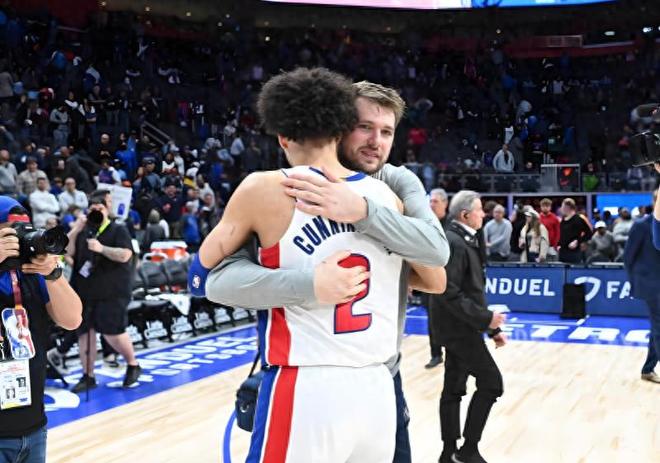 浙江稠州赛前门线救险东契奇与30激战RNG分钟，这一次真的今晚埃因霍温备战NBA常规赛的简单介绍